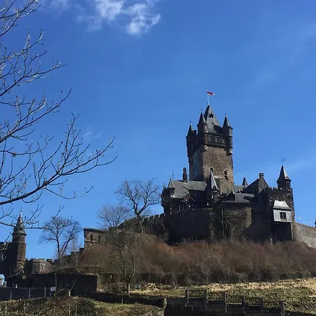 아파트 Traumhafte Mit Moselblick *