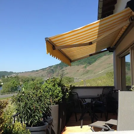 Traumhafte Mit Moselblick